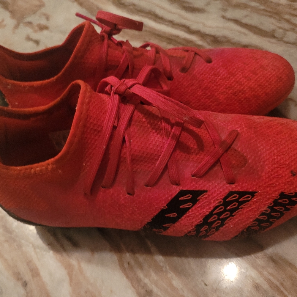 Womens 7.5 Soccer Shoes